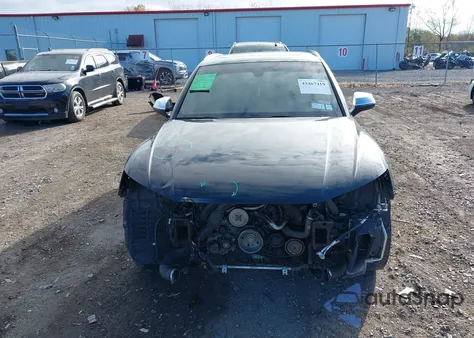 2018 Audi Sq5 3.0T Premium Plus z USA, uszkodzony, nr VIN WA1C4AFY9J2044468